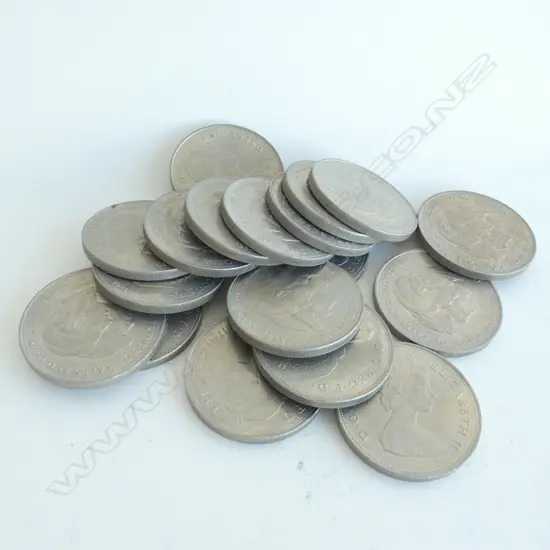 18 UNC CHARLES & DIANA 1981 WEDDING COINS