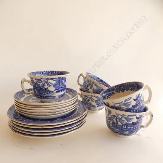 5 BURLEIGH WARE WILLOW TRIOS + EXTRA PLATE & SAUCER 