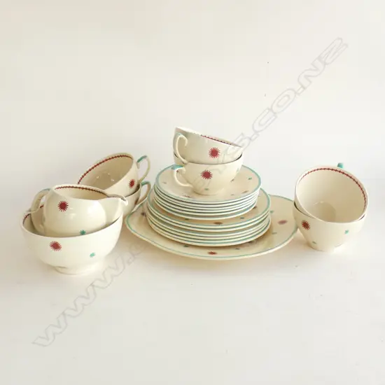 21 PCE SUSIE COOPER 'STARBURST' TEA SET; 6 C/S (1 CUP AF), PLATE, JUG, BOWL