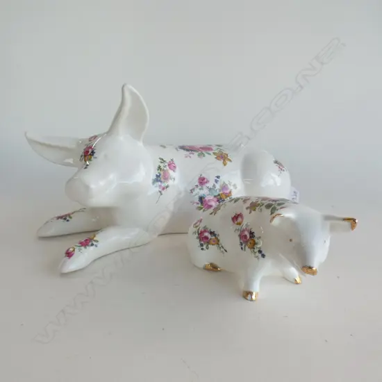 2 CERAMIC FLORAL PIGS L.300mm