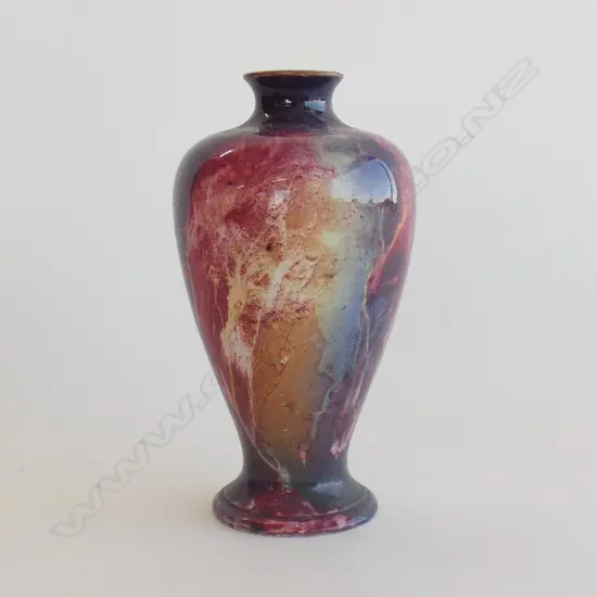 WILKINSONS ORIFLAME BALUSTER VASE H.125mm A,F. long hairline crack