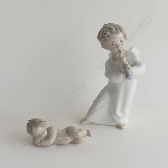 LLADRO ANGEL WITH FLUTE (H 170MM) + BABY WITH HALO (L 100M)