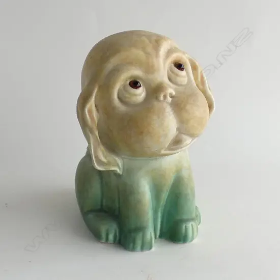 CROWN DEVON GREEN & TAN BONZO DOG H 200MM