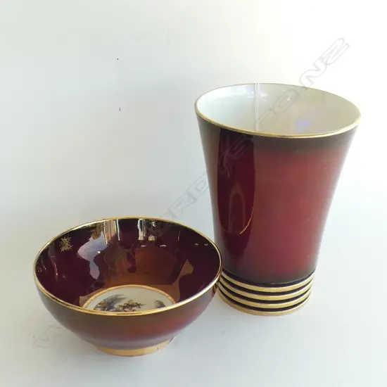 2 PCES CARLTON WARE ROUGE ROYALE; BOWL & VASE H.185mm