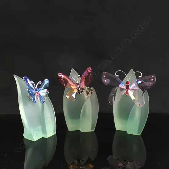3 SWAROVSKI CRYSTAL BUTTERFLY'S W STANDS;PADPARADSCHA AZUA (W50MM) LT SAPPHIRE ANSINA  & VIOLET ACARA  ALL IN BOXES