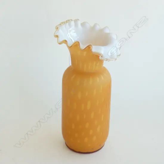 JACK IN THE PULPIT GLASS TEAR DROP VASE C1900'S MAD IN USA H 210MM