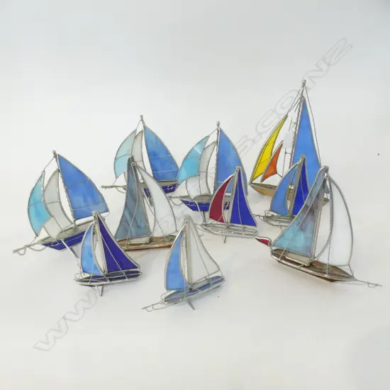 10 GLASS AND METAL MODEL YACHTS H 230 MM