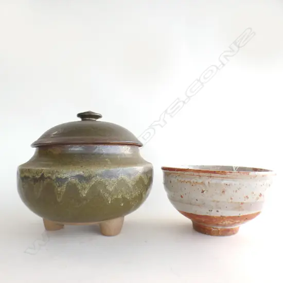DOREEN BLUMHARDT LIDDED CASEROLE A.F & DIN THORNLEY SHINO BOWL A,F