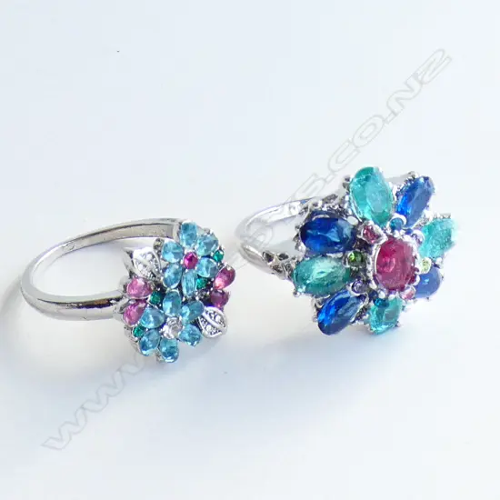 TWO SILVER TONED RING SET WITH FAUX GEMSTONES