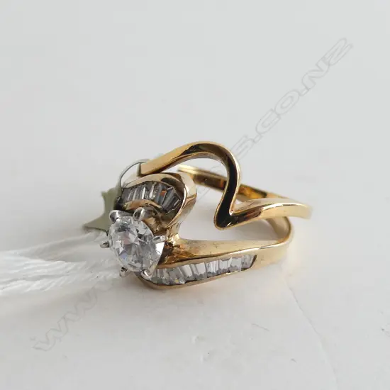 SET OF 2 SILVER GILT & FAUX DIAMOND RINGS