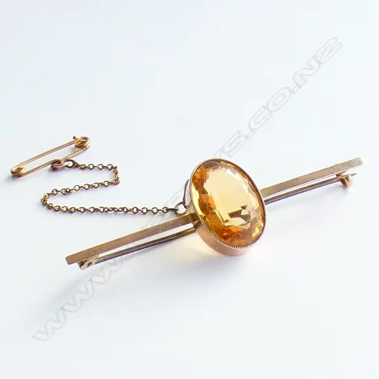 9CT GOLD AND CITRINE BAR BROOCH
