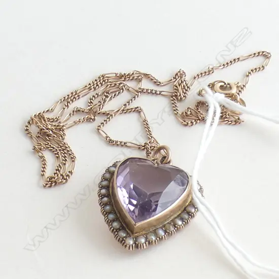 (20403) 9CT GOLD AMETHYST & SEED PEARL HEART PENDANT ON 9CT CHAIN