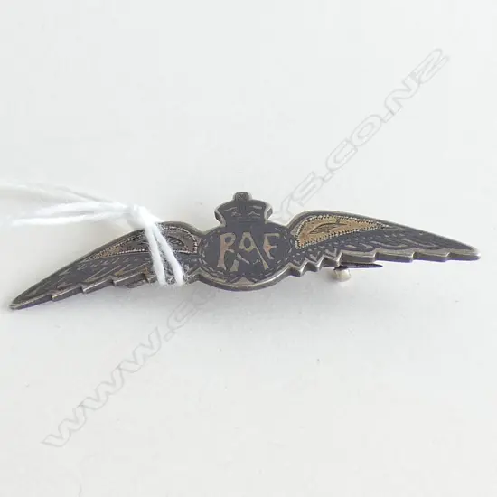 (17830) RAF WINGS BROOCH GOLD INLAY