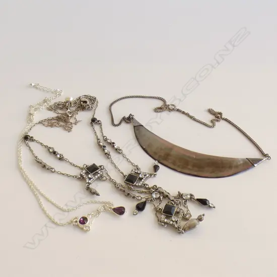 3 ASST NECKLACES INCL PAUA