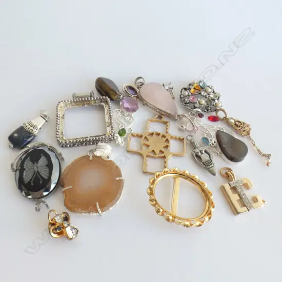 BAG ASST PENDANTS & BROOCHES; INCLUDES STG SILVER & MIXED STONES