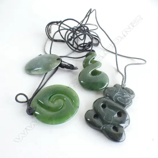 4 GREEN STONE NECKLACES 