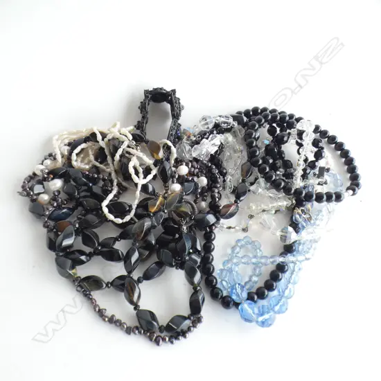 7 ASST. BLACK & WHITE NECKLACES (TIGERS EYE, SEED PEARL, CRYSTAL ETC) + A BRACELET