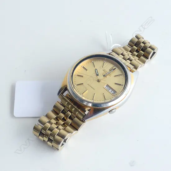 VINTAGE SEIKO GENTS G/PLATE MECHANICAL WRISTWATCH. RUNNING