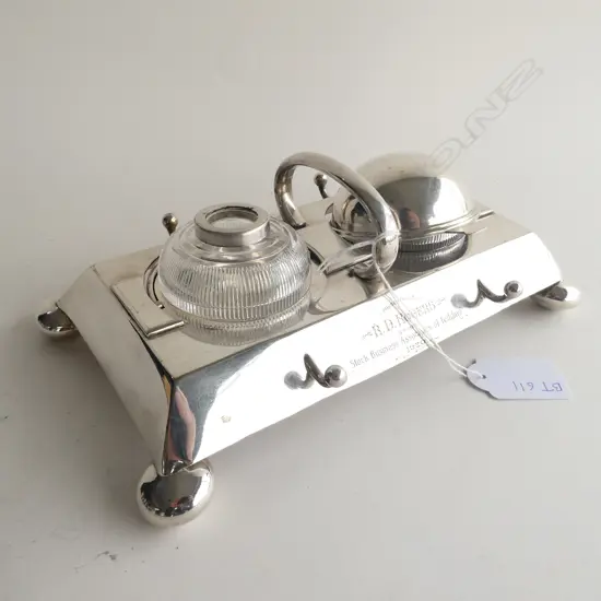 SILVER PLATE LIDDED DOUBLE INKWELL W.250mm