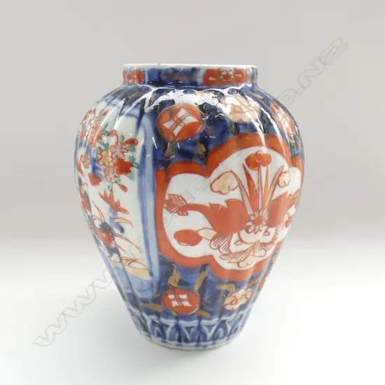 MODERN IMARI VASE