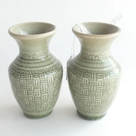 2 THAI CELADON VASES. Basket weave pattern. H.118mm.