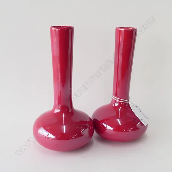 PR ORIENTAL STYLE RED GLAZED VASES H.160mm