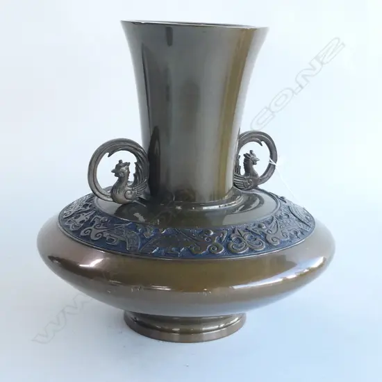 CHINESE ARCHAIC STYLE METAL VASE (AF KNOCKED) H.265mm