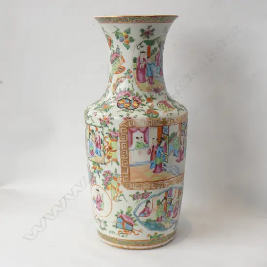 LG ORIENTAL FAMILLE ROSE VASE H 380MM