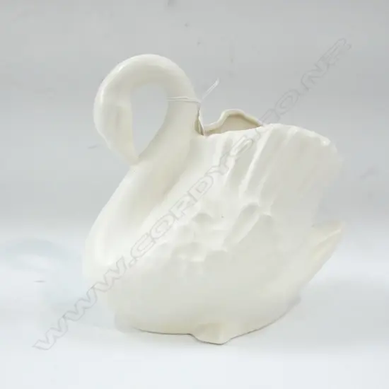 LG CROWN LYNN WHITE MALE SWAN VASE - A/F