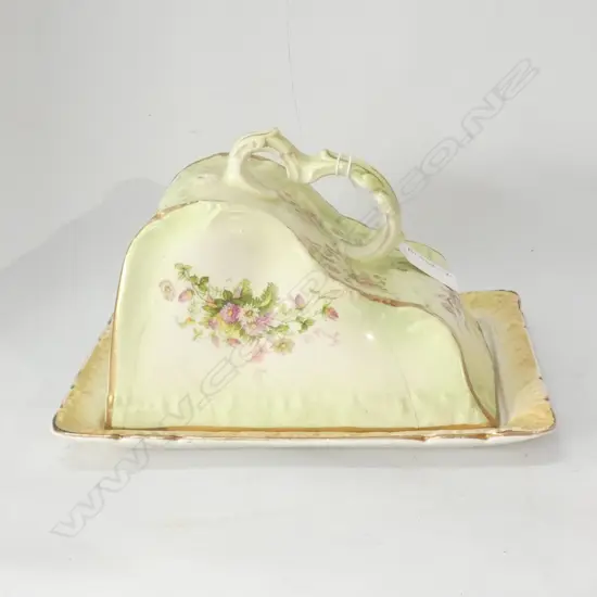 ANTIQUE BURSLEM CHEESE WEDGE L 220MM A/F