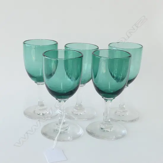 COLLECTION 5 GREEN BOWL SMALL WINE GLASSES