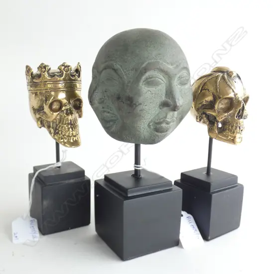 3 BRONZE HEADS ON STANDS; 2x SKULLS + 4 SIDED HEAD H.195mm