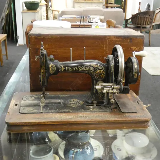 VINTAGE GERMAN FRISTER & ROSSMAN SEWING MACHINE