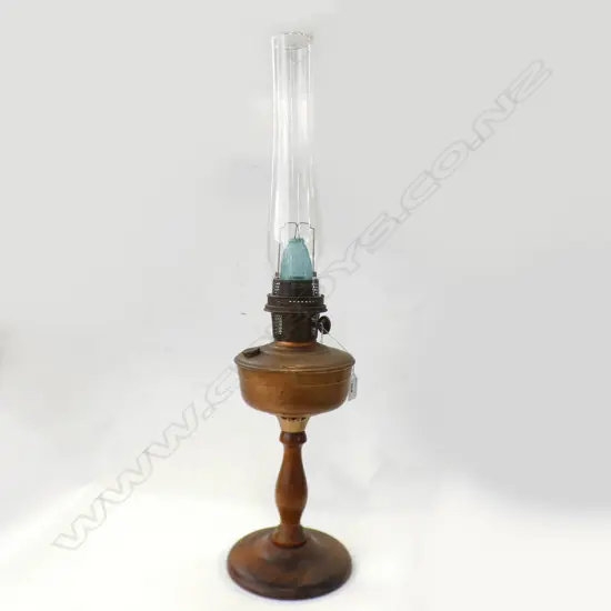 VINTAGE KEROSENE LAMP H.680mm WOODEN BASE + 2 MANTLES