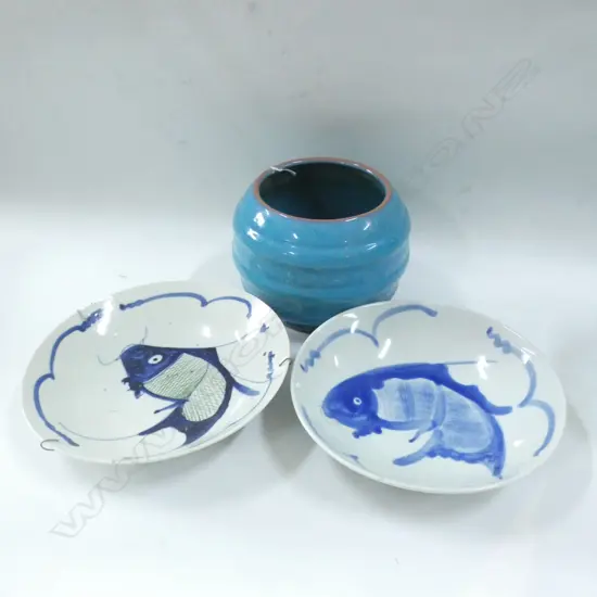 PR ORIENTAL BLUE & WHITE BOWLS (DIA 228) + BLUE RIDGED POTTERY  VASE (H330MM)