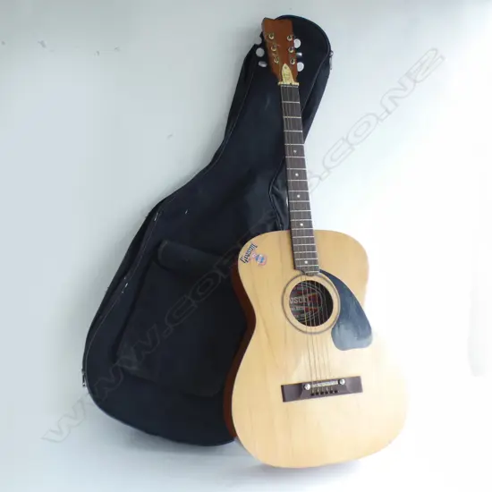 GIVSON ACOUSTIC GUITAR WITH SOFT CASE ONE STRING MISSING