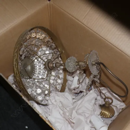 VINTAGE CRYSTAL CHANDELIER 310mm dia