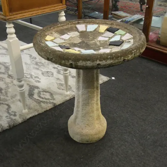 VINTAGE CONCRETE BIRD BATH H.640mm