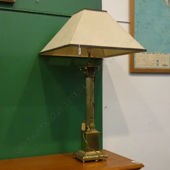 LARGE BRASS COLUMN LAMP H.925mm MINOR DENT TO BASE