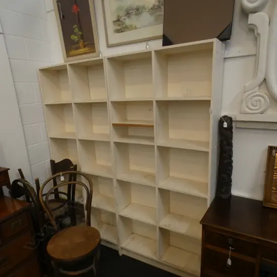 2 WHITE PAINTED SHELVING UNITS EACH 850 X 1840MM