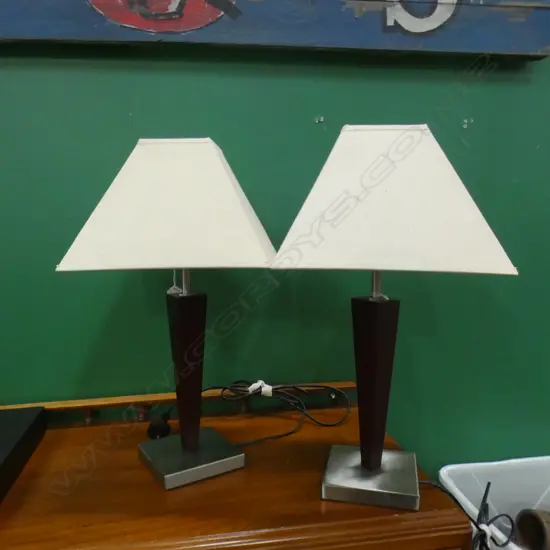 PAIR CONTEMPORARY LAMPS H 540