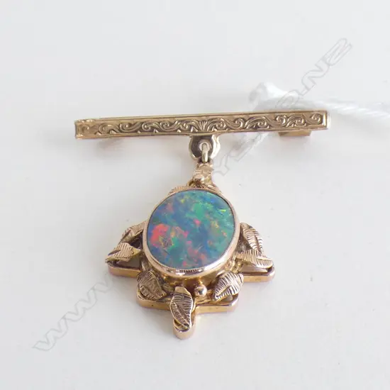 9CT OPAL DOUBLET PENDANT 3.5 GRAMS