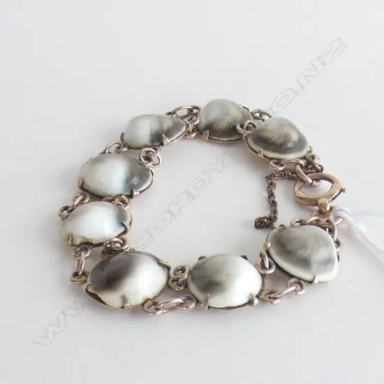 9CT ANTIQUE CATS EYE BRACELET