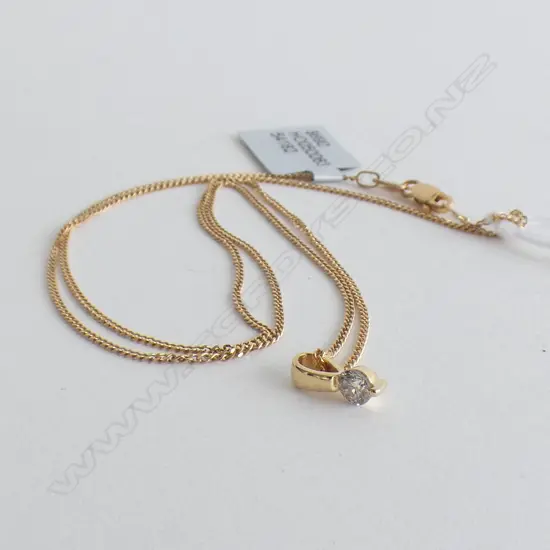 9CT GOLD CHAIN AND 18CT GOLD DIAMOND PENDANT 0.20ct L.340mm