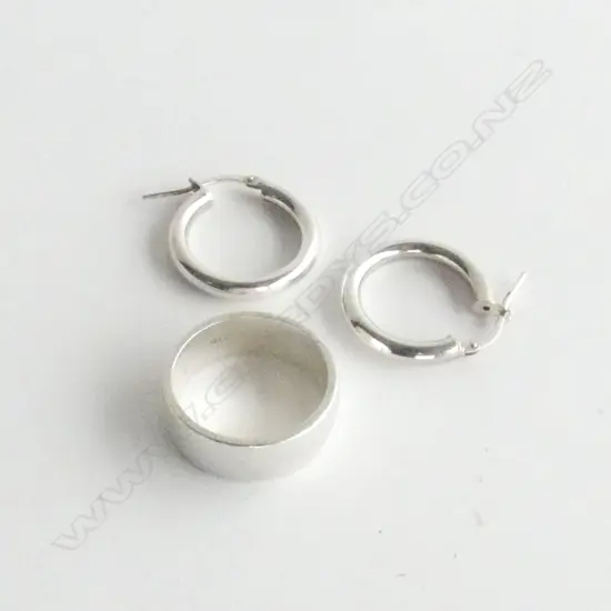 PR STG SILVER HOOP EARRINGS + WIDE BAND RING  10.5 GMS