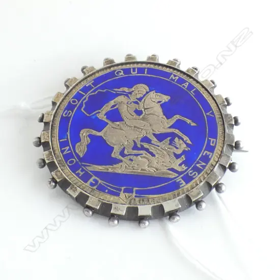 (20195) GEORGE III CROWN ENAMELED & AS A BROOCH