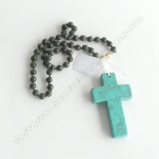 LG TURQUOISE (?) CROSS PENDANT + GREENSTONE ? BEAD NECKLACE