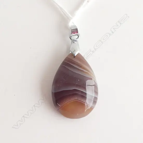 BANDED AGATE PENDANT