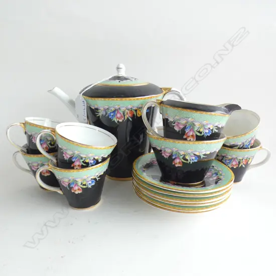 15 PCE AYNSLEY COFFEE SET; 6 C/S, COFFEE POT (HAIRLINES), MILK & SUGAR (3 CUPS AF)