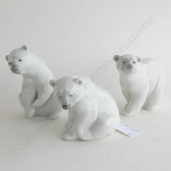 3 LLADRO POLAR BEARS H.115mm